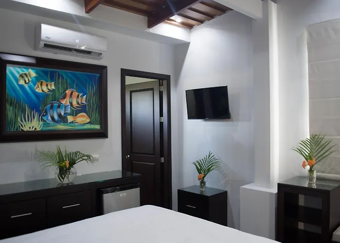Carver Suites At 506 Tennis Center Hotel Nosara